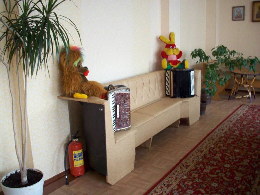 casa famiglia saletta 43r.jpg